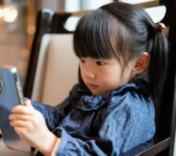 China Moves to Regulate AI Firms to Protect Children Online